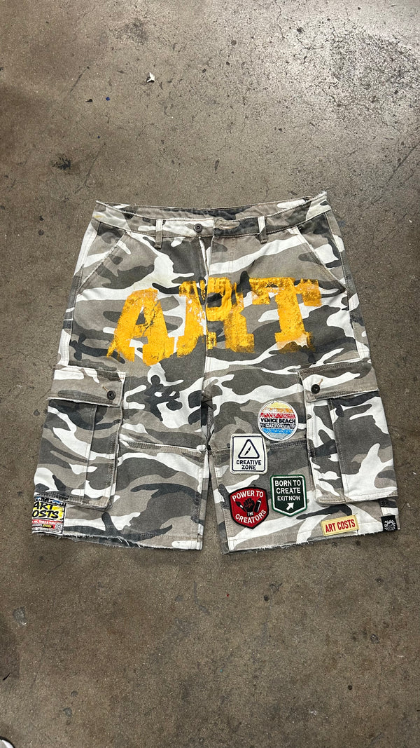ART CARGO DENIM SHORTS