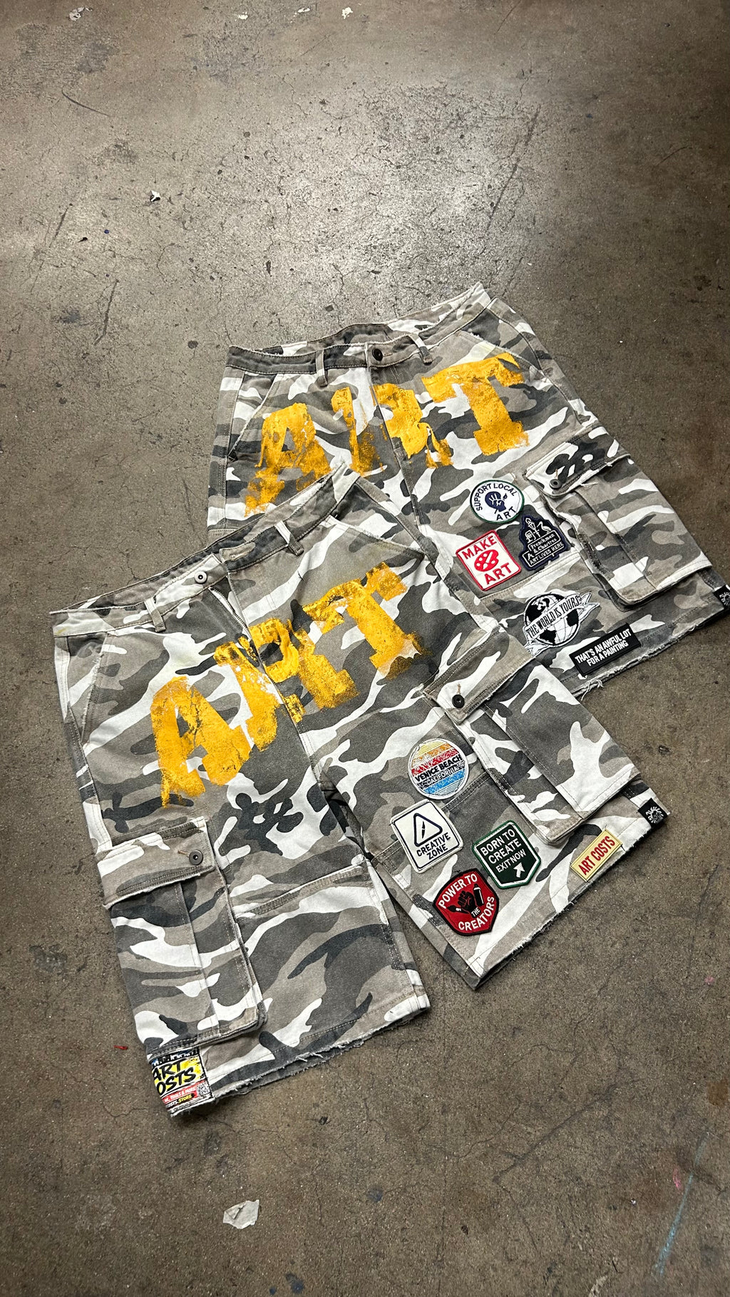 ART white cargo denim shorts, street